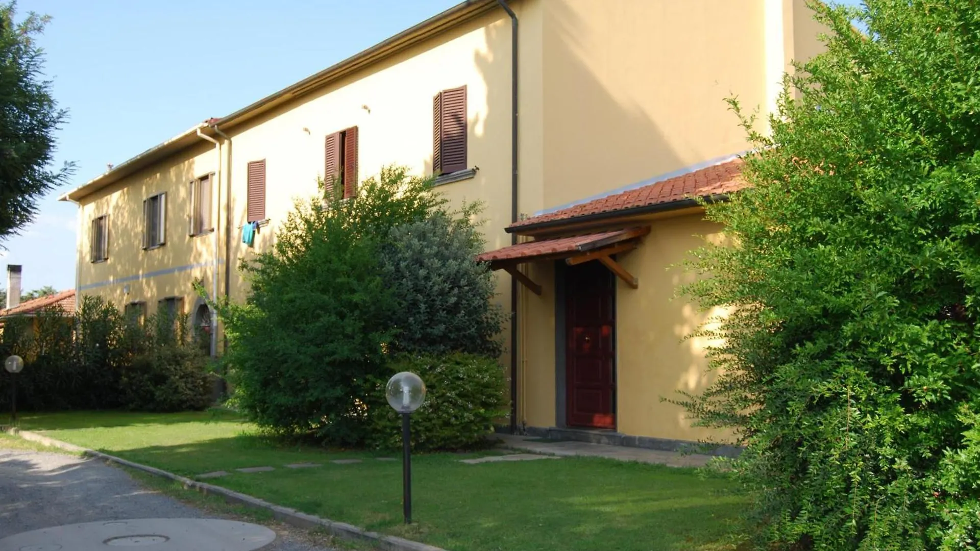 Ferienhaus In Cecina Mit Grossem Garten Italy